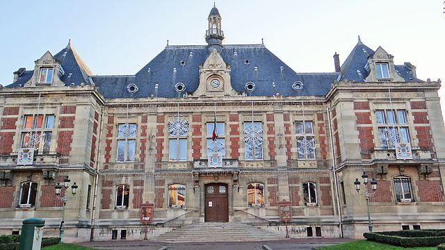 Montrouge/immobilier/CENTURY21Côté mairie/montrouge mairie hotel de ville