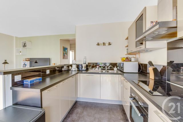 Afficher la photo en grand Appartement F3 à vendre - 3 pièces - 69.6 m2 - MONTROUGE - 92 - ILE-DE-FRANCE - Century 21 Côté Mairie