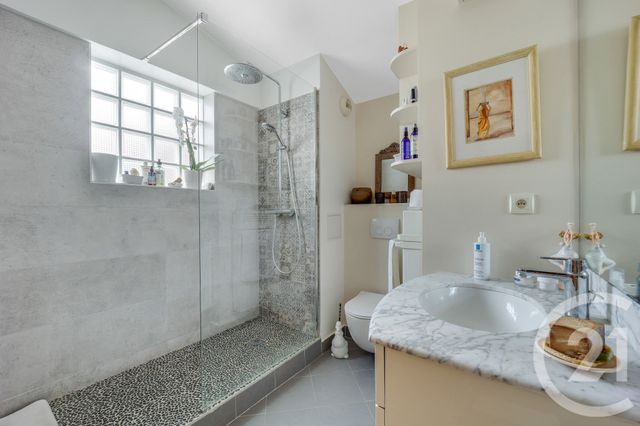 Appartement F3 à vendre - 4 pièces - 83.02 m2 - MONTROUGE - 92 - ILE-DE-FRANCE - Century 21 Côté Mairie