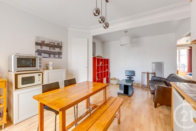 Appartement F2 à vendre - 2 pièces - 48.01 m2 - MONTROUGE - 92 - ILE-DE-FRANCE - Century 21 Côté Mairie