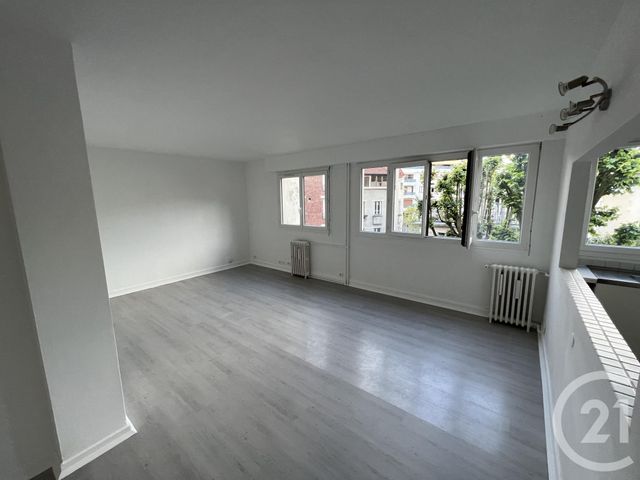 Appartement F3 à vendre - 3 pièces - 58.01 m2 - MONTROUGE - 92 - ILE-DE-FRANCE - Century 21 Côté Mairie