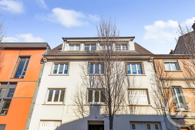 Appartement F2 à vendre - 2 pièces - 42.05 m2 - MONTROUGE - 92 - ILE-DE-FRANCE - Century 21 Côté Mairie