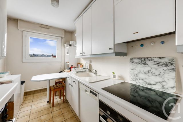 Appartement F4 à vendre - 4 pièces - 98.42 m2 - MONTROUGE - 92 - ILE-DE-FRANCE - Century 21 Côté Mairie