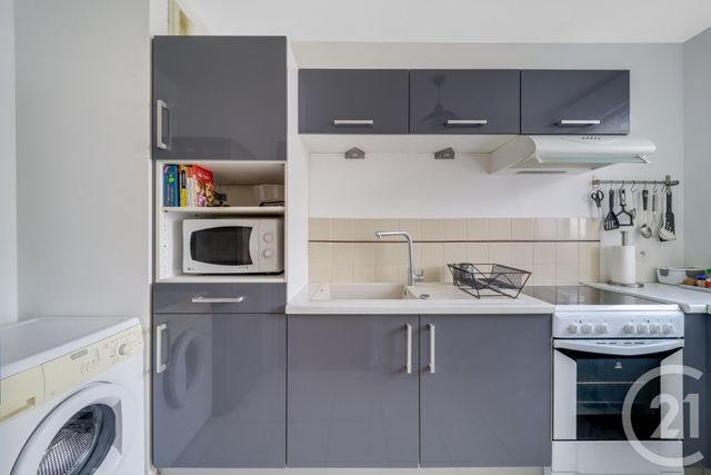 Appartement F2 à vendre - 2 pièces - 44.94 m2 - MONTROUGE - 92 - ILE-DE-FRANCE - Century 21 Côté Mairie