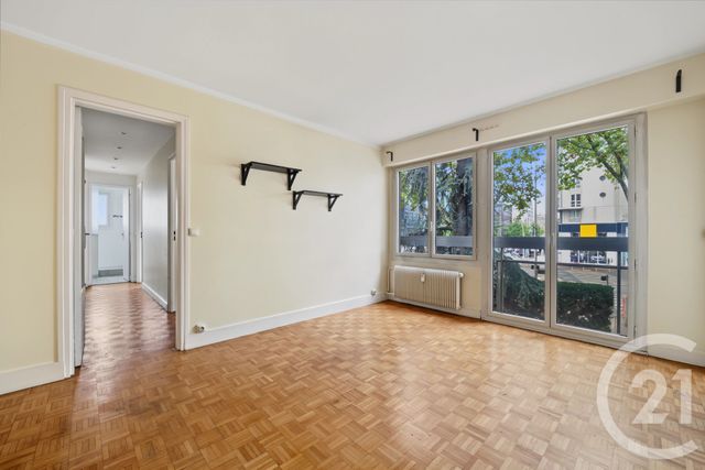 Appartement T3 à vendre - 3 pièces - 55.0 m2 - MONTROUGE - 92 - ILE-DE-FRANCE - Century 21 Côté Mairie