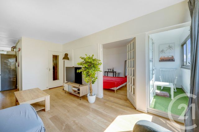 Afficher la photo en grand Appartement F3 à vendre - 3 pièces - 55.28 m2 - BAGNEUX - 92 - ILE-DE-FRANCE - Century 21 Côté Mairie