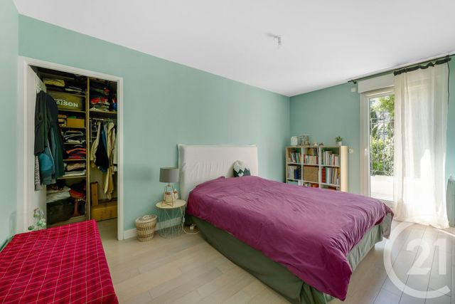 Appartement F3 à vendre - 3 pièces - 77.37 m2 - MONTROUGE - 92 - ILE-DE-FRANCE - Century 21 Côté Mairie