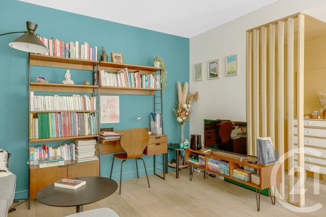 Appartement F3 à vendre - 3 pièces - 77.37 m2 - MONTROUGE - 92 - ILE-DE-FRANCE - Century 21 Côté Mairie