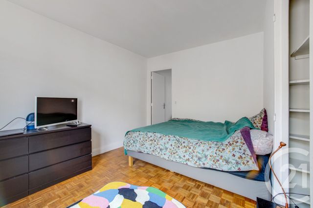 Appartement F2 à vendre - 2 pièces - 45.11 m2 - MONTROUGE - 92 - ILE-DE-FRANCE - Century 21 Côté Mairie