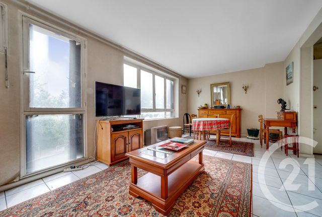 Appartement F3 à vendre - 3 pièces - 62.13 m2 - MONTROUGE - 92 - ILE-DE-FRANCE - Century 21 Côté Mairie