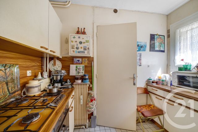 Appartement F2 à vendre - 2 pièces - 45.06 m2 - MONTROUGE - 92 - ILE-DE-FRANCE - Century 21 Côté Mairie