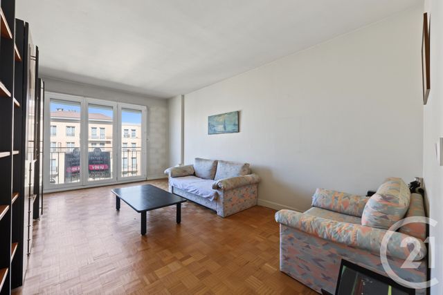Appartement F2 à vendre - 2 pièces - 54.23 m2 - MONTROUGE - 92 - ILE-DE-FRANCE - Century 21 Côté Mairie