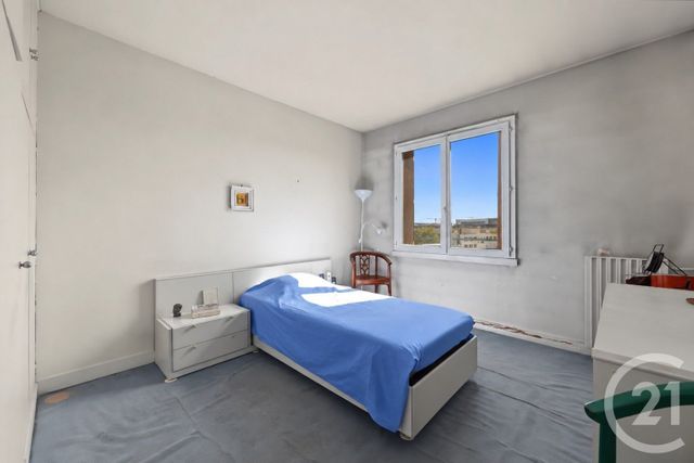 Appartement F2 à vendre - 2 pièces - 54.23 m2 - MONTROUGE - 92 - ILE-DE-FRANCE - Century 21 Côté Mairie