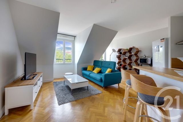 Appartement F2 à vendre - 2 pièces - 40.58 m2 - MONTROUGE - 92 - ILE-DE-FRANCE - Century 21 Côté Mairie