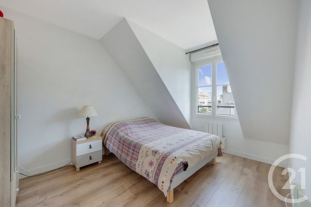 Appartement F2 à vendre - 2 pièces - 40.58 m2 - MONTROUGE - 92 - ILE-DE-FRANCE - Century 21 Côté Mairie