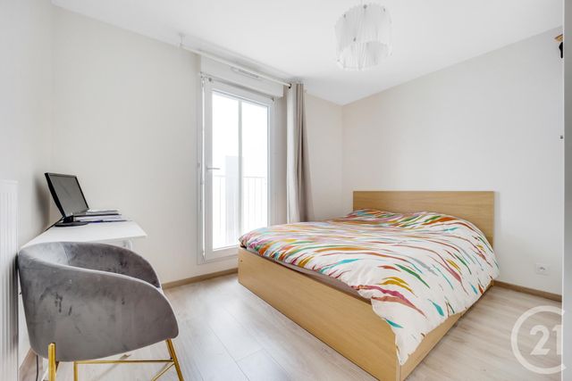 Appartement F3 à vendre - 3 pièces - 57.83 m2 - GENTILLY - 94 - ILE-DE-FRANCE - Century 21 Côté Mairie