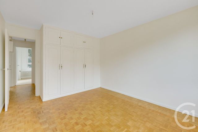 Appartement F3 à vendre - 3 pièces - 73.05 m2 - CHATILLON - 92 - ILE-DE-FRANCE - Century 21 Côté Mairie