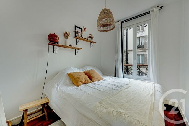 Appartement F3 à vendre - 3 pièces - 52.35 m2 - MONTROUGE - 92 - ILE-DE-FRANCE - Century 21 Côté Mairie