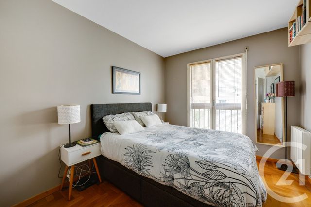 Appartement F2 à vendre - 2 pièces - 49.78 m2 - MONTROUGE - 92 - ILE-DE-FRANCE - Century 21 Côté Mairie