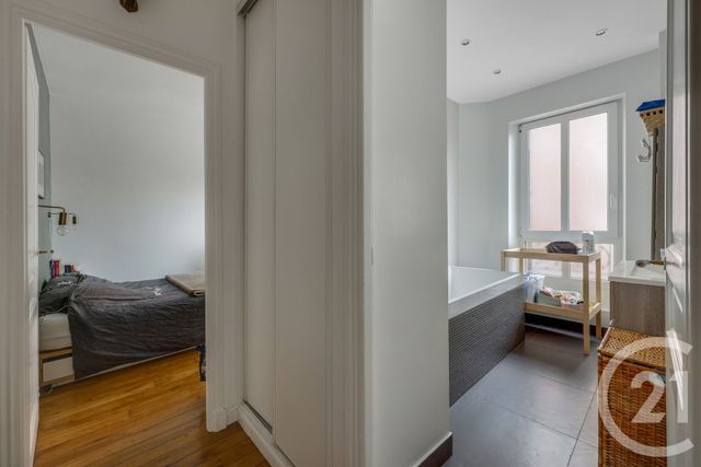 Appartement F3 à vendre - 3 pièces - 73.55 m2 - MONTROUGE - 92 - ILE-DE-FRANCE - Century 21 Côté Mairie