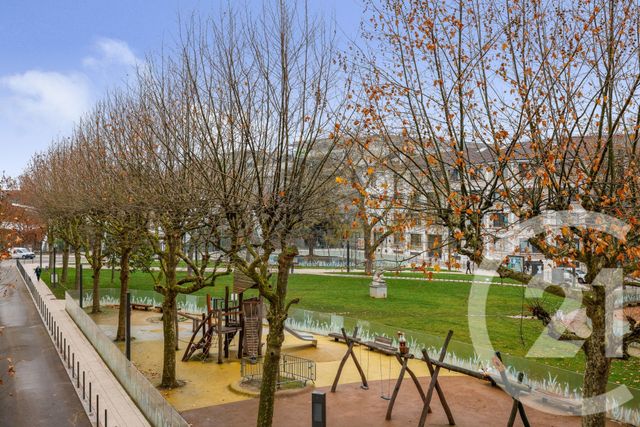 Appartement F3 à vendre - 3 pièces - 73.55 m2 - MONTROUGE - 92 - ILE-DE-FRANCE - Century 21 Côté Mairie