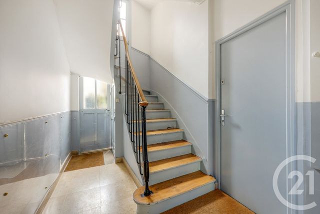 Appartement F3 à vendre - 3 pièces - 73.55 m2 - MONTROUGE - 92 - ILE-DE-FRANCE - Century 21 Côté Mairie