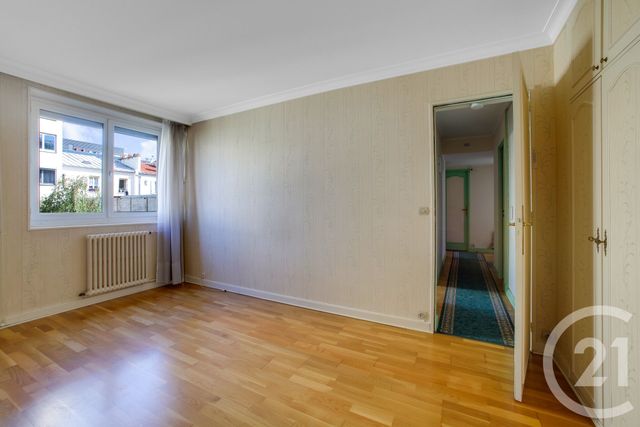 Appartement F3 à vendre - 3 pièces - 72.16 m2 - MONTROUGE - 92 - ILE-DE-FRANCE - Century 21 Côté Mairie