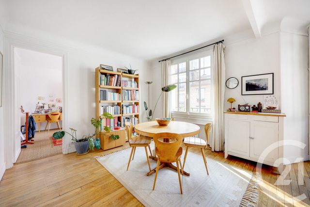 Appartement F3 à vendre - 3 pièces - 71.0 m2 - MONTROUGE - 92 - ILE-DE-FRANCE - Century 21 Côté Mairie