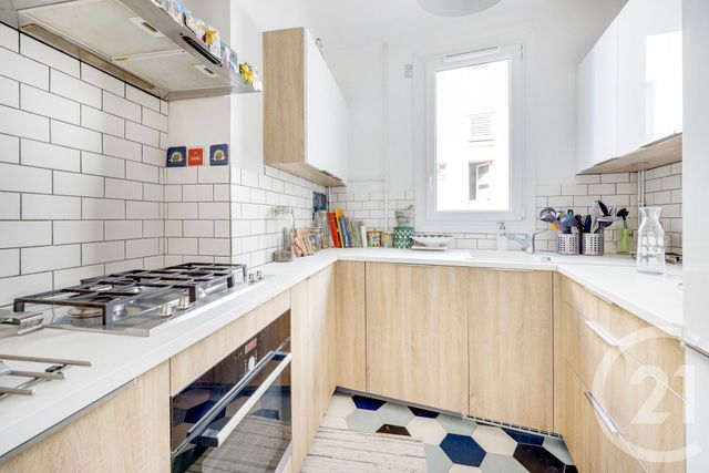 Appartement F3 à vendre - 3 pièces - 71.0 m2 - MONTROUGE - 92 - ILE-DE-FRANCE - Century 21 Côté Mairie