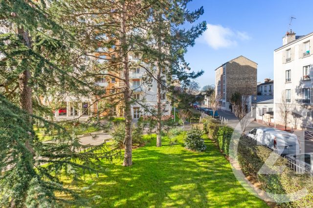 Appartement F4 à vendre - 4 pièces - 87.56 m2 - MONTROUGE - 92 - ILE-DE-FRANCE - Century 21 Côté Mairie