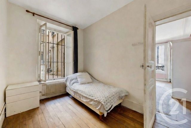 Appartement F3 à vendre - 3 pièces - 55.41 m2 - MONTROUGE - 92 - ILE-DE-FRANCE - Century 21 Côté Mairie