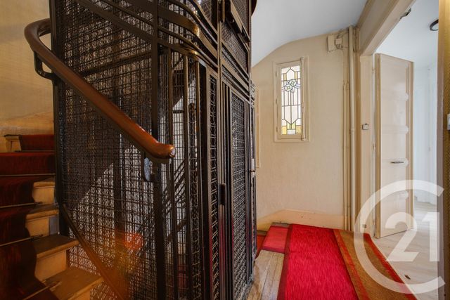 Appartement F4 à vendre - 4 pièces - 70.48 m2 - MONTROUGE - 92 - ILE-DE-FRANCE - Century 21 Côté Mairie