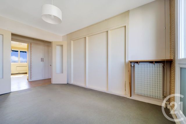 Appartement F3 à vendre - 3 pièces - 57.53 m2 - MONTROUGE - 92 - ILE-DE-FRANCE - Century 21 Côté Mairie