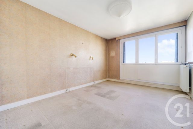 Appartement F3 à vendre - 3 pièces - 57.53 m2 - MONTROUGE - 92 - ILE-DE-FRANCE - Century 21 Côté Mairie