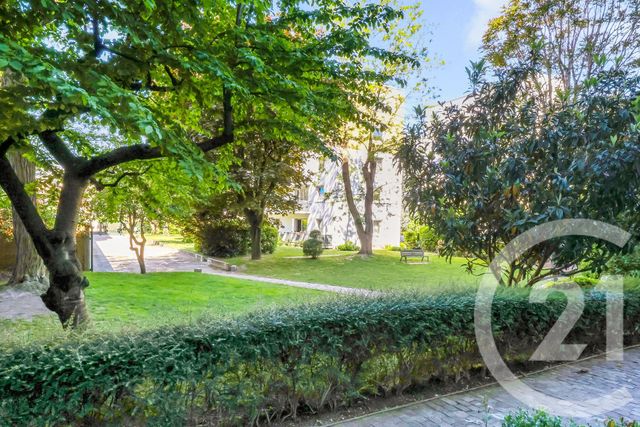 Appartement F3 à vendre - 3 pièces - 57.53 m2 - MONTROUGE - 92 - ILE-DE-FRANCE - Century 21 Côté Mairie