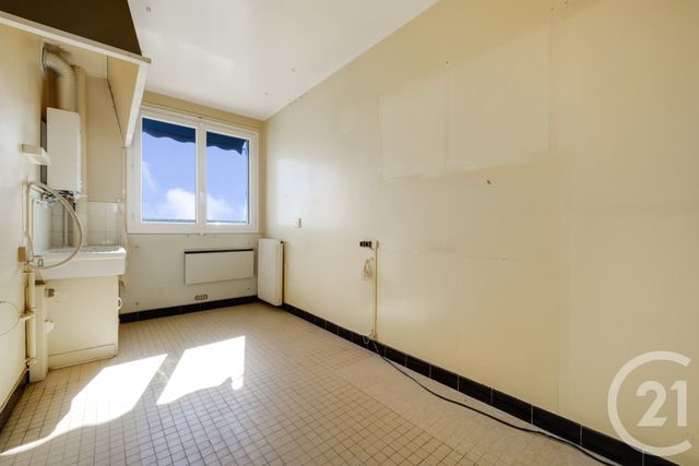 Appartement F3 à vendre - 3 pièces - 57.53 m2 - MONTROUGE - 92 - ILE-DE-FRANCE - Century 21 Côté Mairie