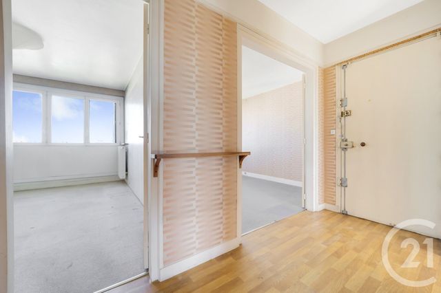 Appartement F3 à vendre - 3 pièces - 57.53 m2 - MONTROUGE - 92 - ILE-DE-FRANCE - Century 21 Côté Mairie