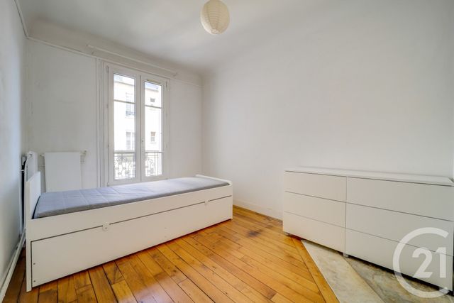 Appartement F3 à vendre - 3 pièces - 47.46 m2 - MONTROUGE - 92 - ILE-DE-FRANCE - Century 21 Côté Mairie