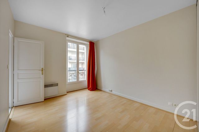 Appartement F3 à vendre - 3 pièces - 58.73 m2 - MONTROUGE - 92 - ILE-DE-FRANCE - Century 21 Côté Mairie