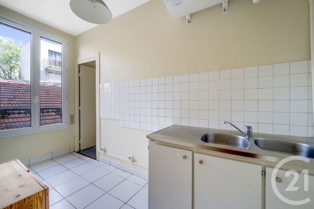 Appartement F2 à vendre - 2 pièces - 42.0 m2 - MONTROUGE - 92 - ILE-DE-FRANCE - Century 21 Côté Mairie