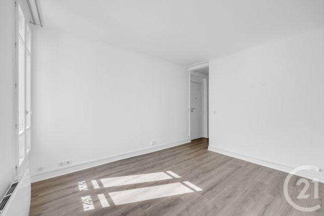 Appartement F3 à vendre - 3 pièces - 41.41 m2 - MONTROUGE - 92 - ILE-DE-FRANCE - Century 21 Côté Mairie