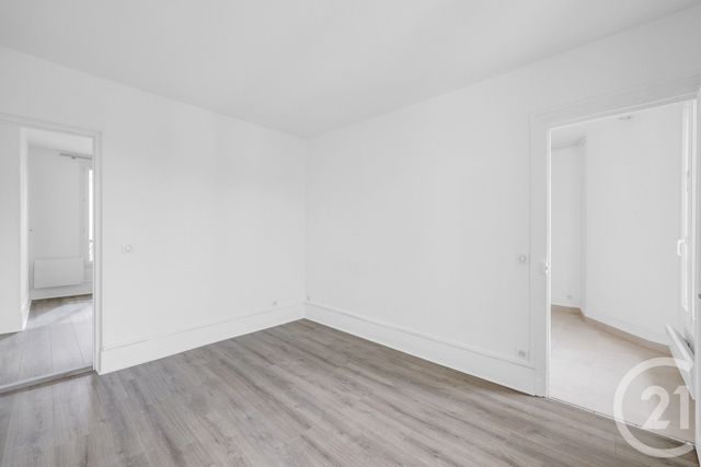 Appartement F3 à vendre - 3 pièces - 41.41 m2 - MONTROUGE - 92 - ILE-DE-FRANCE - Century 21 Côté Mairie
