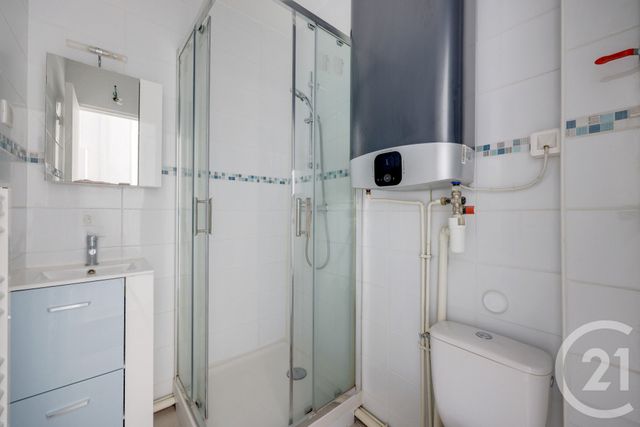 Appartement F3 à vendre - 3 pièces - 41.41 m2 - MONTROUGE - 92 - ILE-DE-FRANCE - Century 21 Côté Mairie
