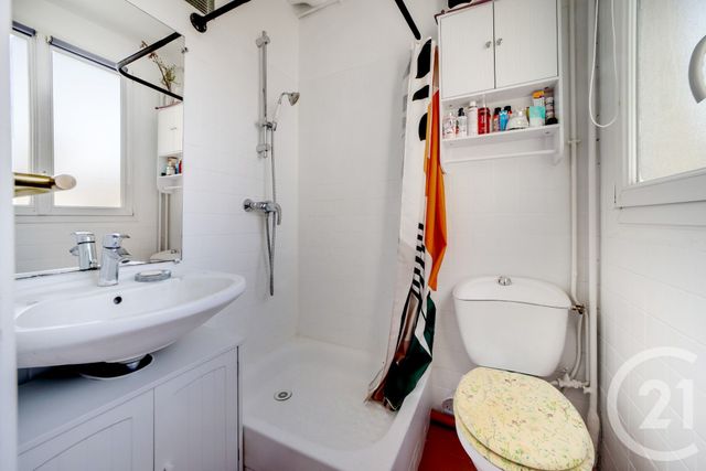 Appartement F2 à vendre - 2 pièces - 28.52 m2 - PARIS - 75010 - ILE-DE-FRANCE - Century 21 Côté Mairie