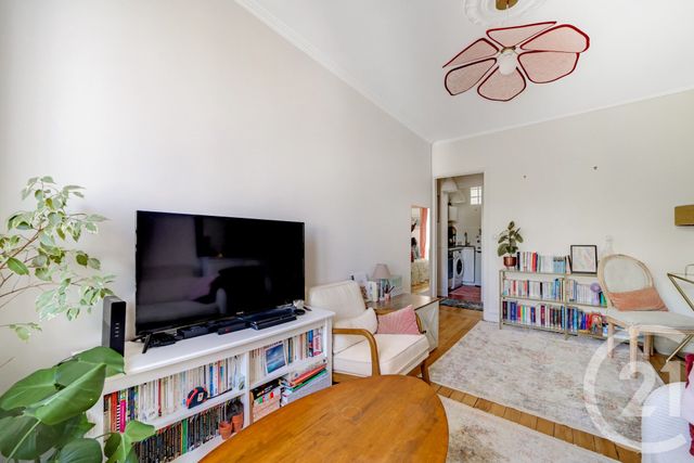 Appartement F2 à vendre - 2 pièces - 28.52 m2 - PARIS - 75010 - ILE-DE-FRANCE - Century 21 Côté Mairie