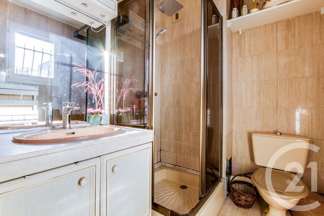 Appartement F4 à vendre - 4 pièces - 118.0 m2 - MONTROUGE - 92 - ILE-DE-FRANCE - Century 21 Côté Mairie