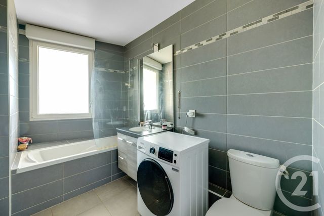 Appartement F2 à vendre - 2 pièces - 43.75 m2 - GENTILLY - 94 - ILE-DE-FRANCE - Century 21 Côté Mairie