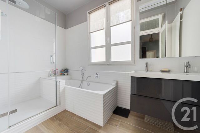 maison à vendre - 6 pièces - 153.7 m2 - MONTROUGE - 92 - ILE-DE-FRANCE - Century 21 Côté Mairie