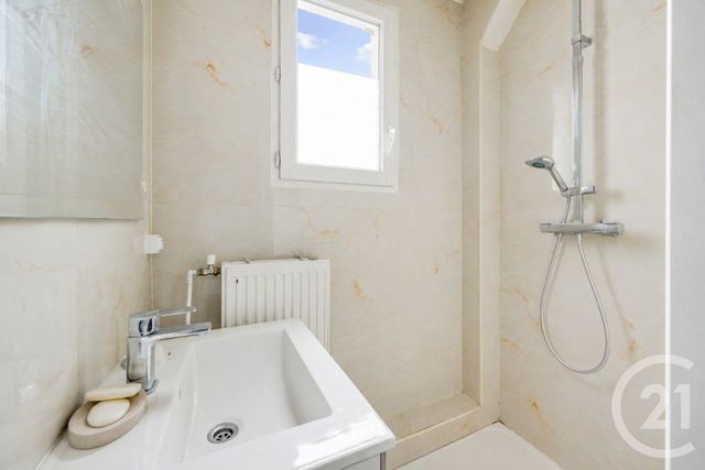 Appartement F3 à vendre - 3 pièces - 48.15 m2 - GENTILLY - 94 - ILE-DE-FRANCE - Century 21 Côté Mairie