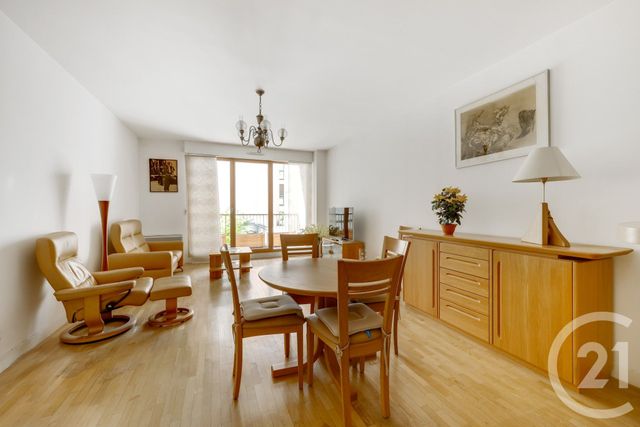 Appartement F3 à vendre - 3 pièces - 66.76 m2 - MONTROUGE - 92 - ILE-DE-FRANCE - Century 21 Côté Mairie